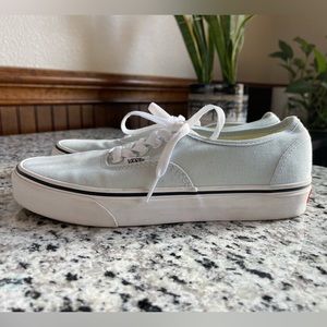 Vans Authentic in Light Blue, Women’s Size 8.5, Mens size 7